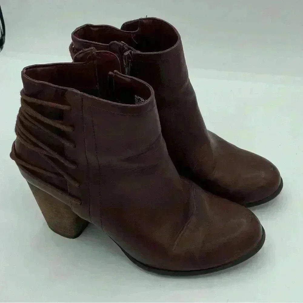 Madden Girl Plum Boots Dutton Style Size 8 1/2